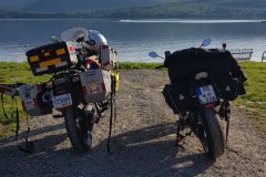 Die Bikes übernachten dort auch / the bikes stay there too.....