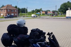 Drumherum ist nicht so interessant.
The surrounding Ares ist compared top the bikes boredrum....