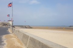 Das erste Mahnmal an der Küste der Normandie in Asnelles./The First Monument at the coast of Normandie, in Asnelles.